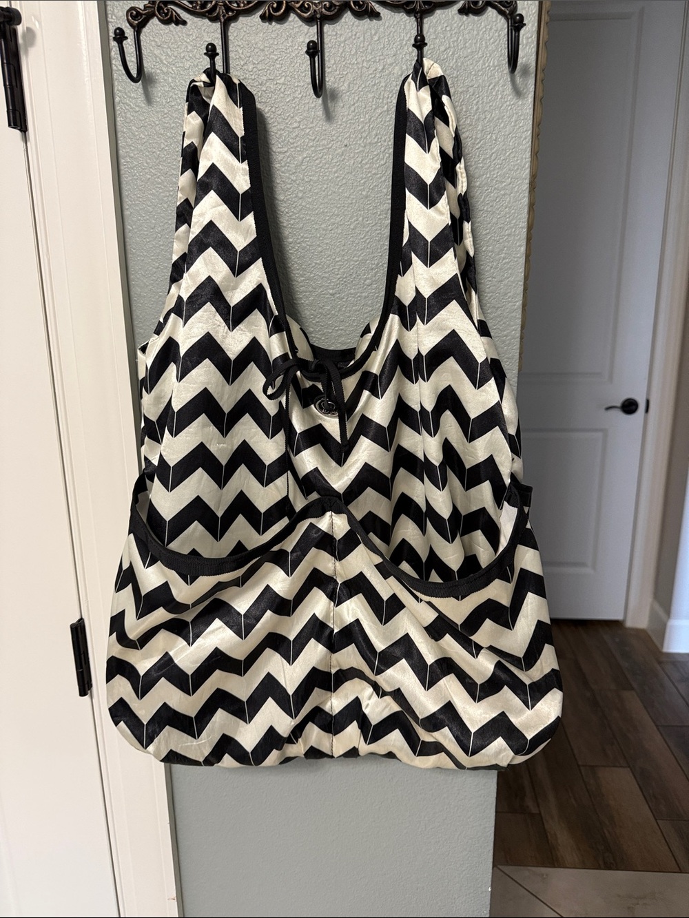 Lululemon Savasana Chevron Tote Bag